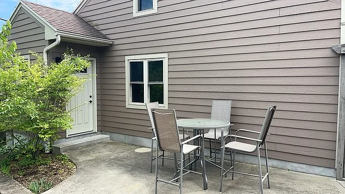 2400 Hillview Ave — Photo 36