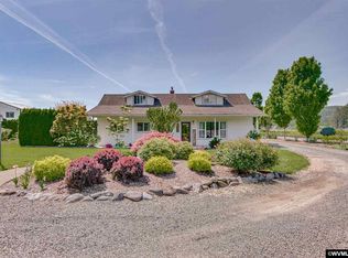 38854 River Dr, Lebanon, OR 97355