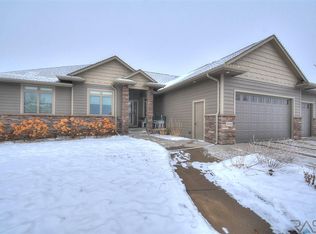 2609 W Bitterroot St, Sioux Falls, SD 57108