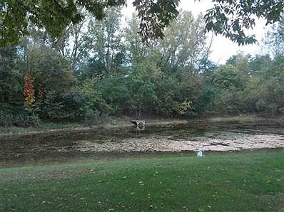 3rd image of 22968 Gary Dr