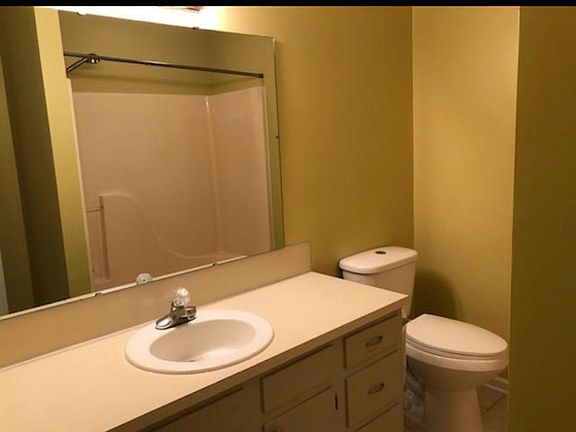 5th image of 162 21st St SW #162