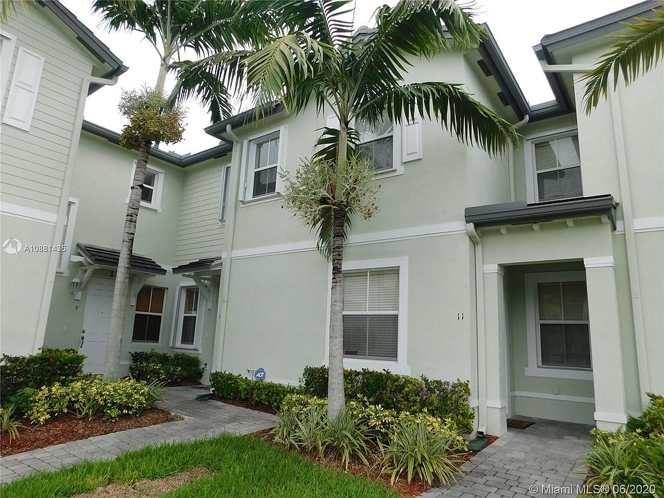 1st image of 2935 SE 1st Dr Unit 7