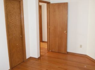 1596 Clarence St, Saint Paul, MN 55106