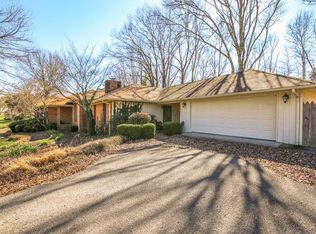 117 Hickory Hill Dr, Estill Springs, TN 37330