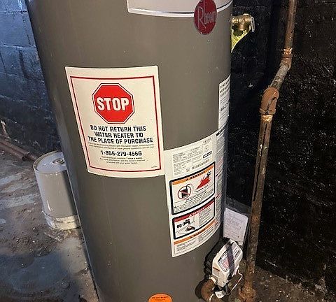 3rd image of 213 W 16th St