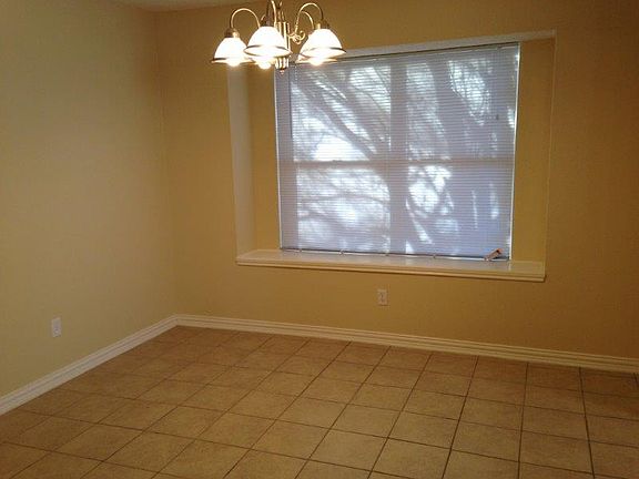 4th image of 902 Larue Dr