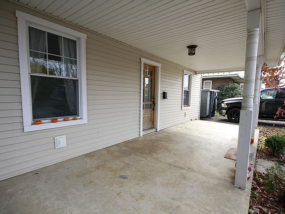 4th image of 2400 Turbot Ave