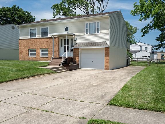 5th image of 83 Joyce Dr