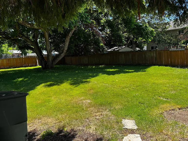 704 90th St SW #A — Photo 24