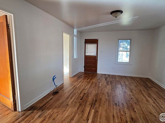 5th image of 19140 Chambers Dr