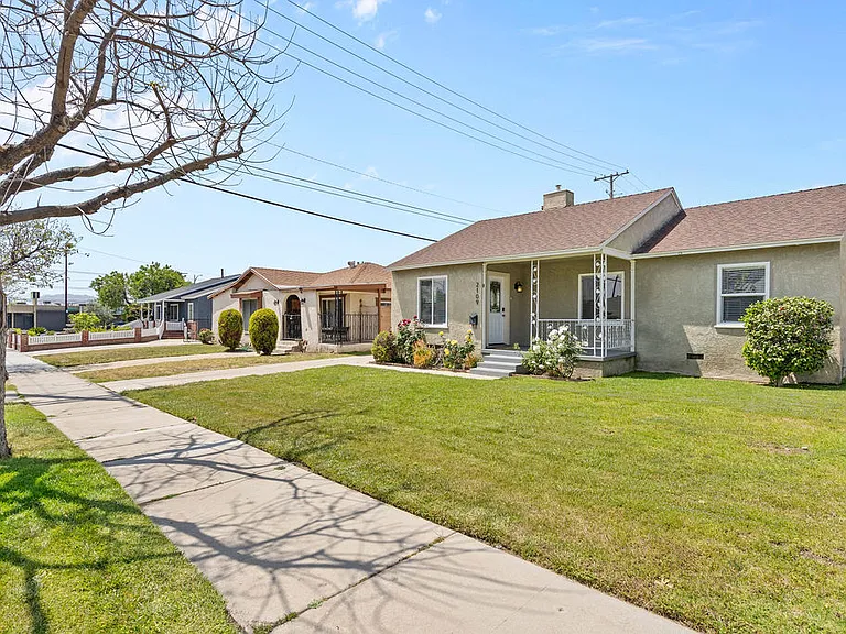 2109 N Valley St — Photo 35