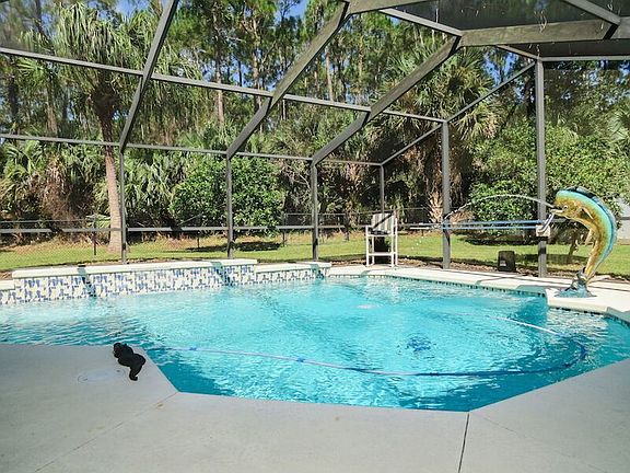 5th image of 21 Port Royal Dr