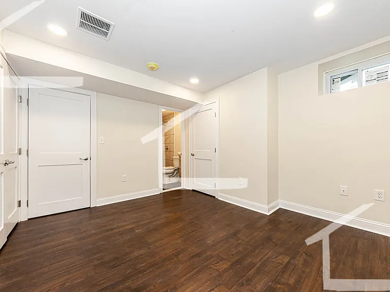20 Albion St #1A — Photo 10