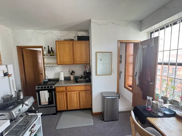 530 E 13th St APT 37, New York, NY 10009