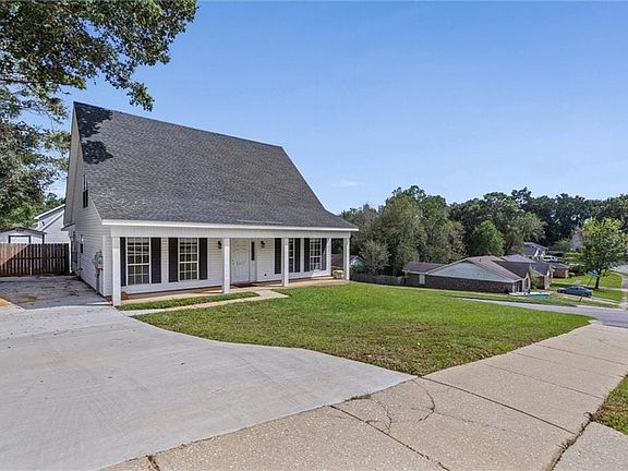 2nd image of 2217 Woodlea Ct N