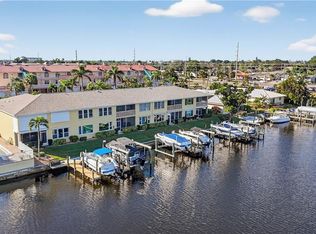 1621 Beach PKWY #203, CAPE CORAL, FL 33904