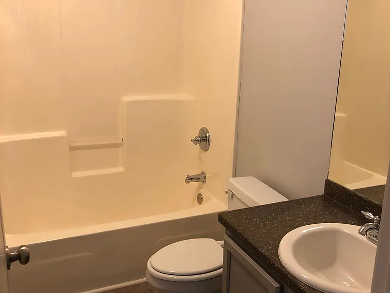 109 Heyward Dr — Photo 12