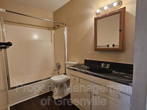5th image of 6526 White Horse Rd Unit 7M