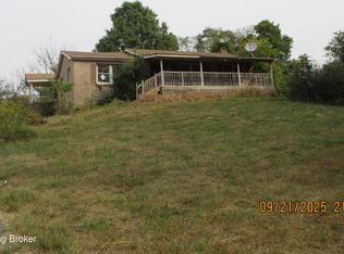932 Bunk Rd, Pleasureville, KY 40057