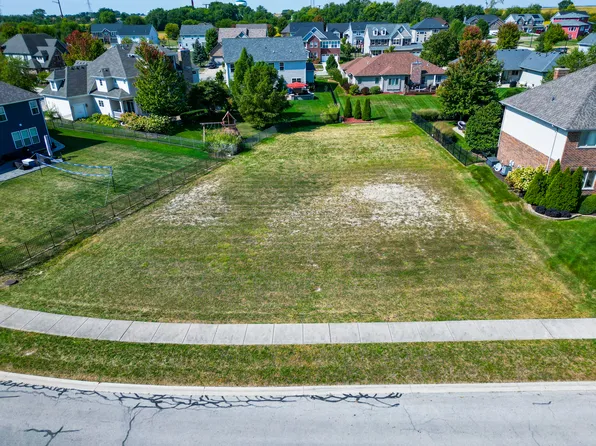 21350 Somerset St, Shorewood, IL 60404