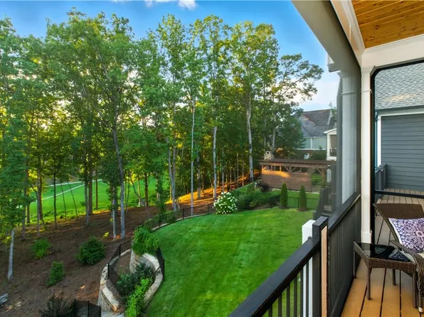 9 Fieldstone Ct, Dawsonville, GA 30534