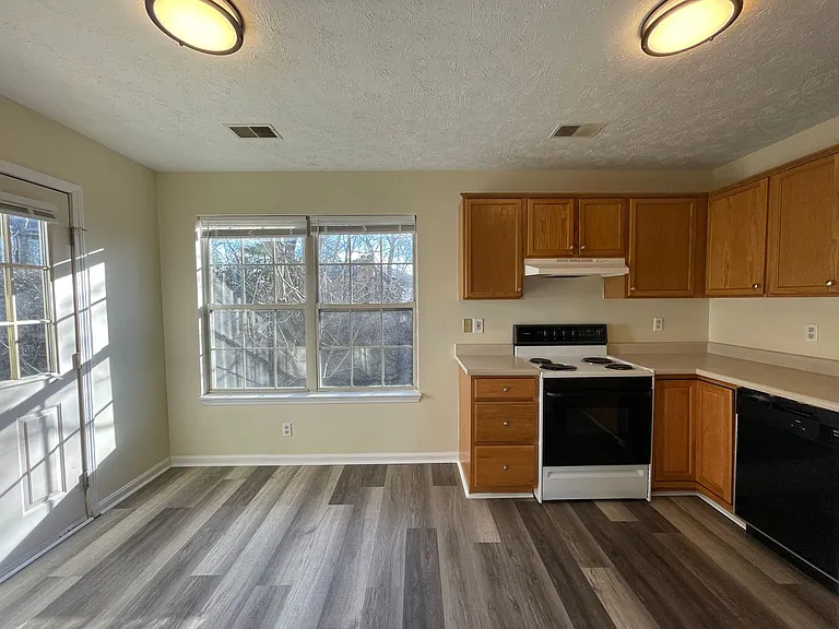 2822 Hanna Pl — Photo 8