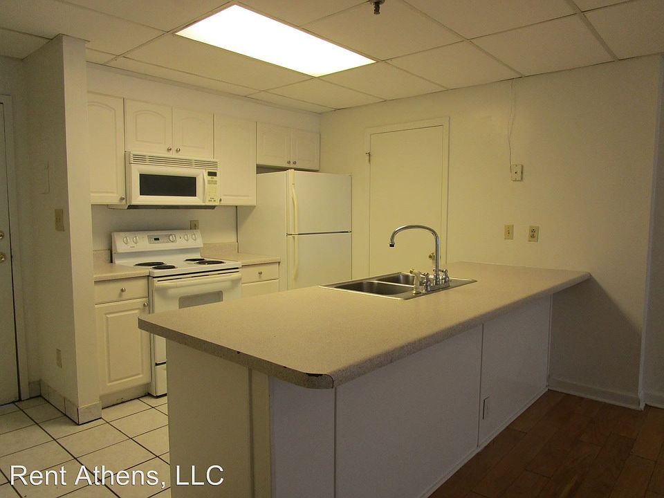 131 E Broad St, Athens, GA 30601 Zillow