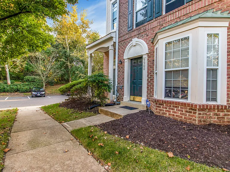 9900 Sassafras Ln — Photo 21