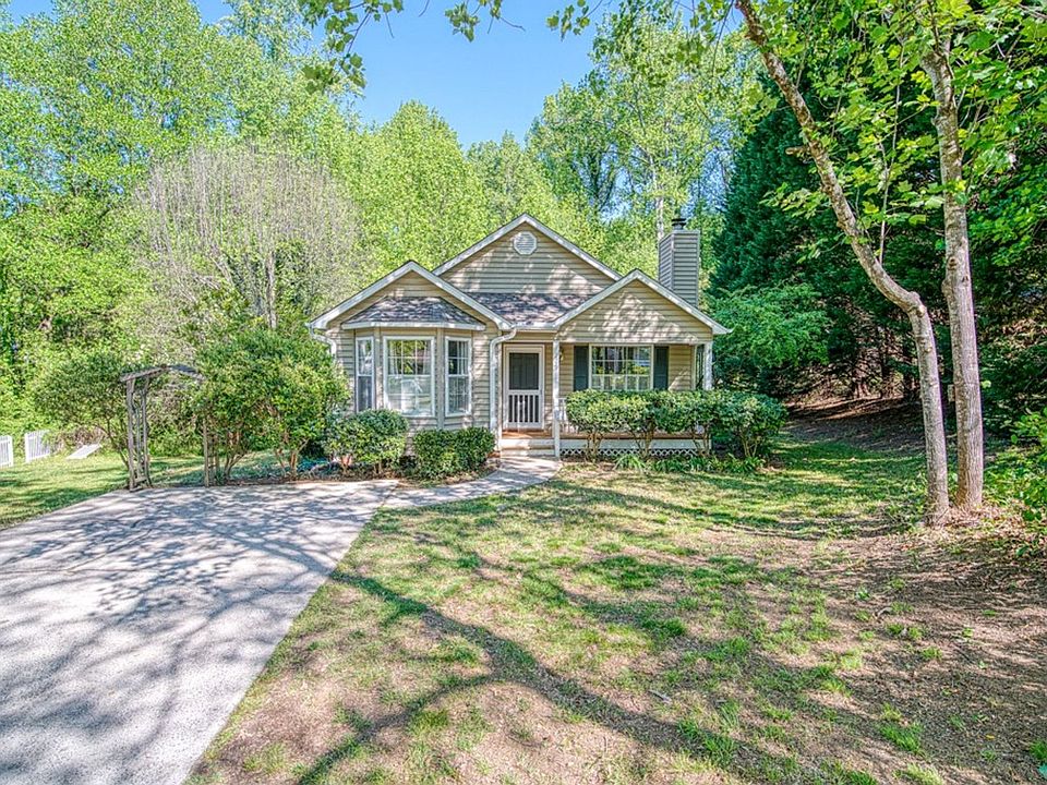 1st image of 226 Broughton Dr