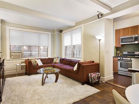 3rd image of 670 W End Ave APT 1B