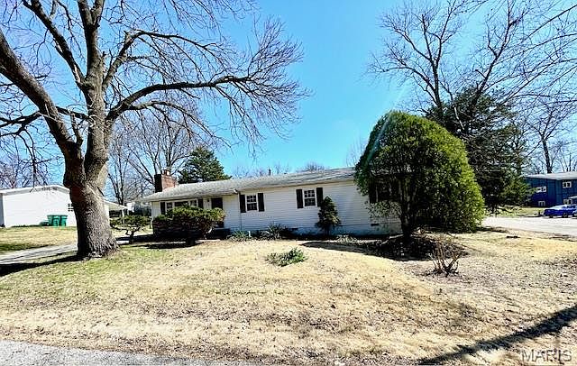 1st image of 5 Dale Dr