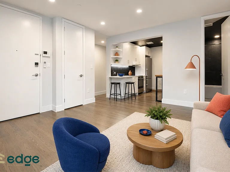 28 Wilson Ave #1B — Photo 1