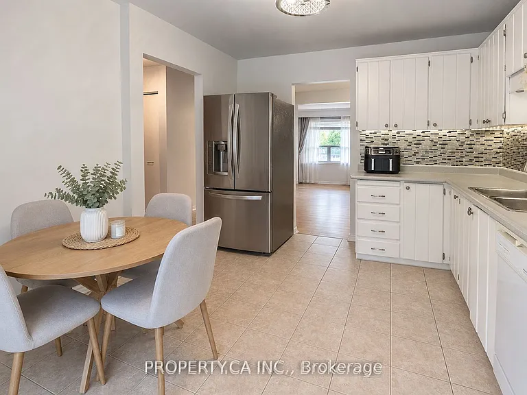 209 Castle Rock Dr #1 — Photo 5