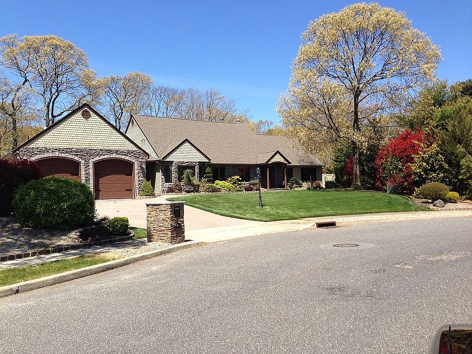 1st image of 42 Harmony Ln