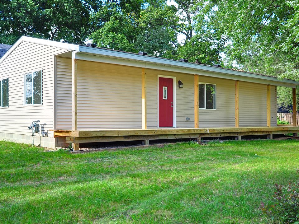 1st image of 2125 Marshall Sq