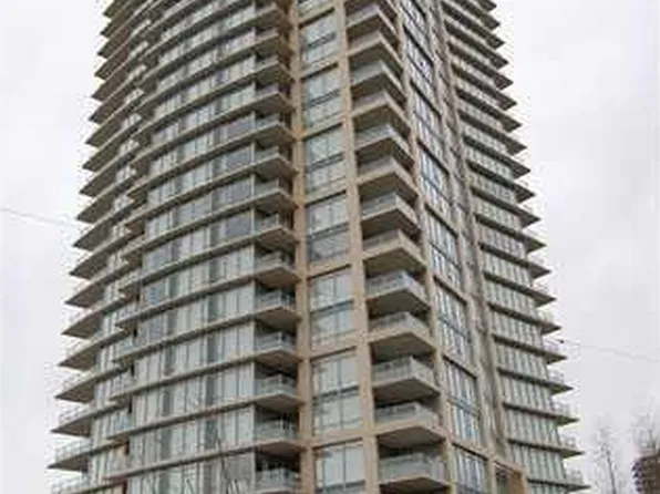 2133 Douglas Rd #2105, Burnaby, BC V5C 0E9