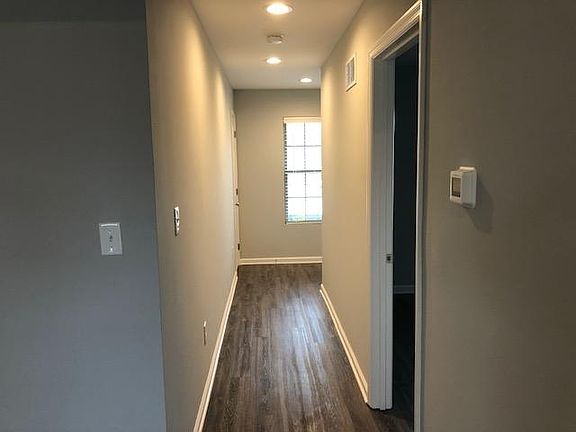 4th image of 442 Beacon Dr
