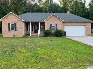 1207 Larry Dr, Scottsboro, AL 35769