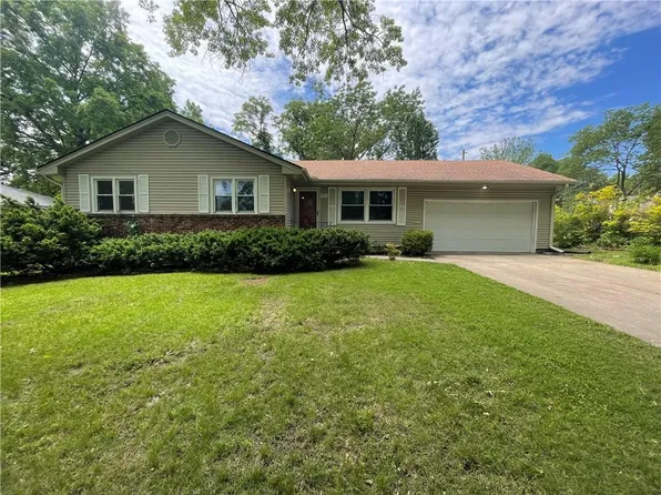 1101 E 110th St, Kansas City, MO 64131