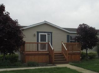 106 Pheasant Run Dr, Michigan City, IN
