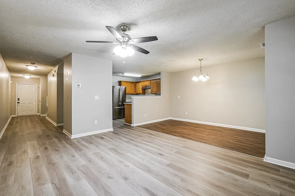 4 bed, 3.0 bath, 1768 sqft, $1,880 — Photo 4
