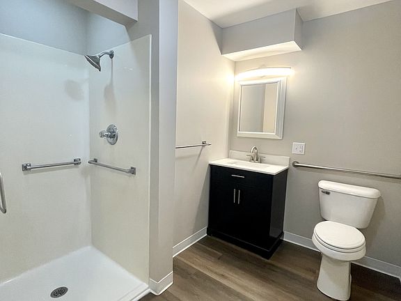 3rd image of 18.5 N Fulton St Building 1-A