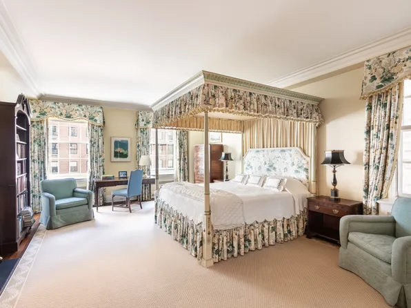 770 Park Avenue image 10 of 15