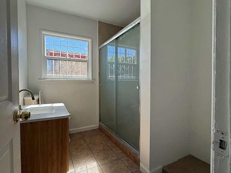 6521 Walker Ave — Photo 9