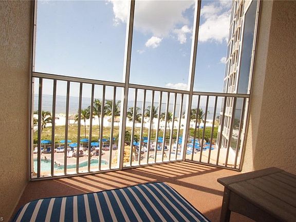 5th image of 200 Estero Blvd #505