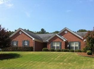 551 Drake Cir, Winder, GA 30680