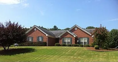 551 Drake Cir photo 1