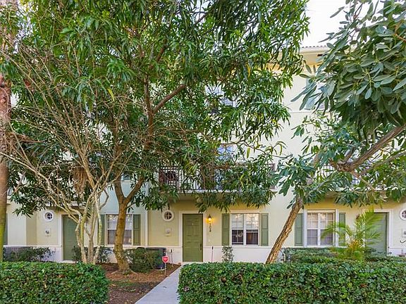 2nd image of 108 E Indian Crossing Cir