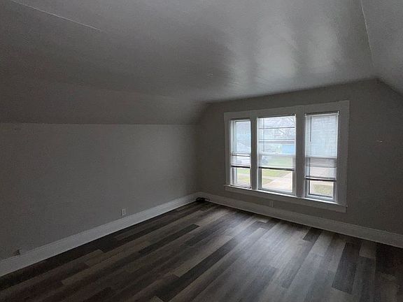 3rd image of 120 E Spring St #C