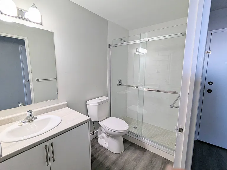 695 Proudfoot Ln #910 — Photo 10